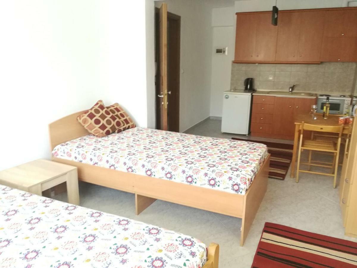 瑙萨玛西亚斯Iliana'S House公寓 外观 照片